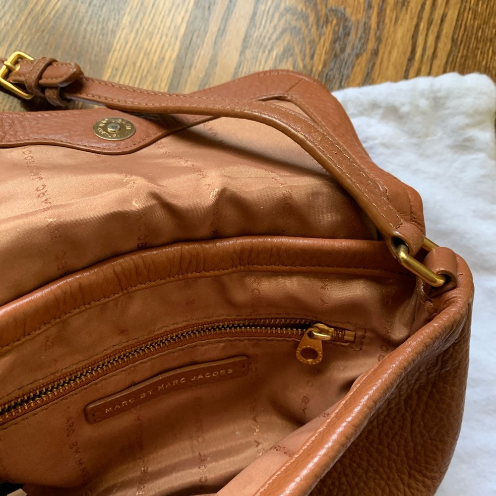 Marc Jacobs Crossbody Bag - Picture 5 of 8
